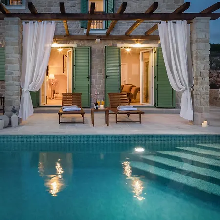 Villa Cavalleria Rusticana With Heated Pool And Vineyard Blizna Donja Exterior photo