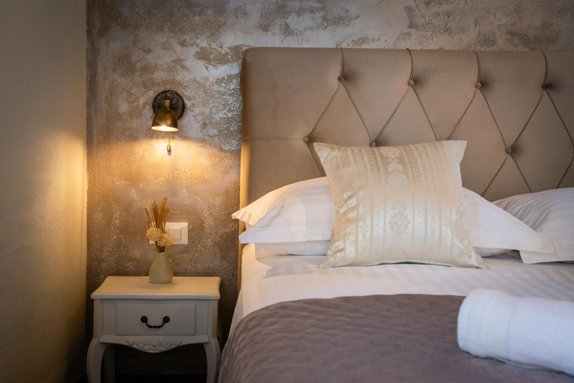 Cavalleria Rusticana With Heated Pool And Vineyard Villa Blizna Donja