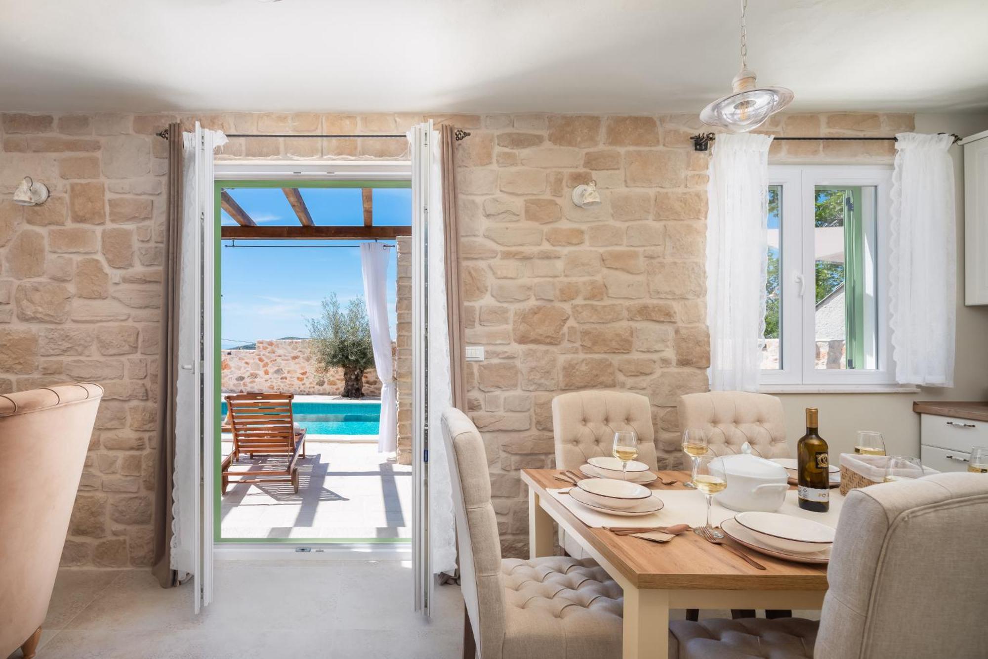 Villa Cavalleria Rusticana With Heated Pool And Vineyard *